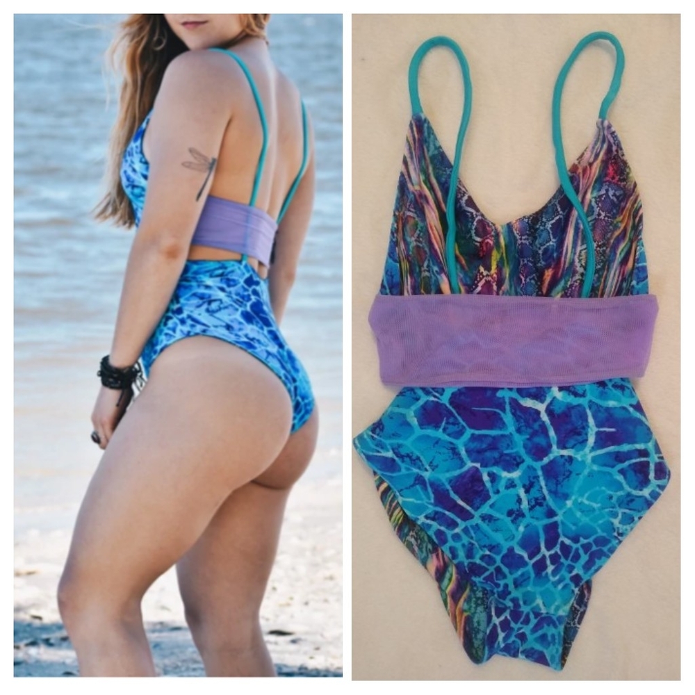 Savage swim reversible "STRIKER" one piece Swimsuit bikini bathing suit sz SMALL